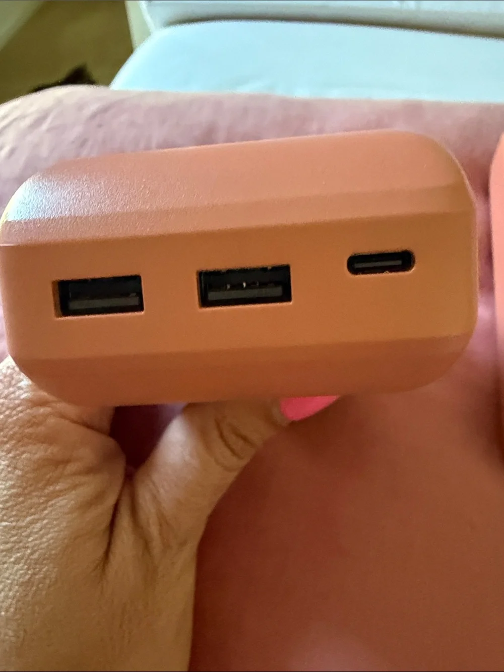 Mophie Portable Power Bank Duo in Matte Peach